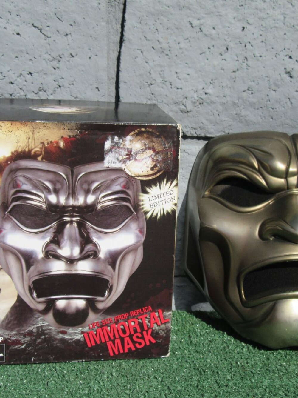 NECA 300 Movie Life Size Prop Replica Immortal Mask Limited Edition